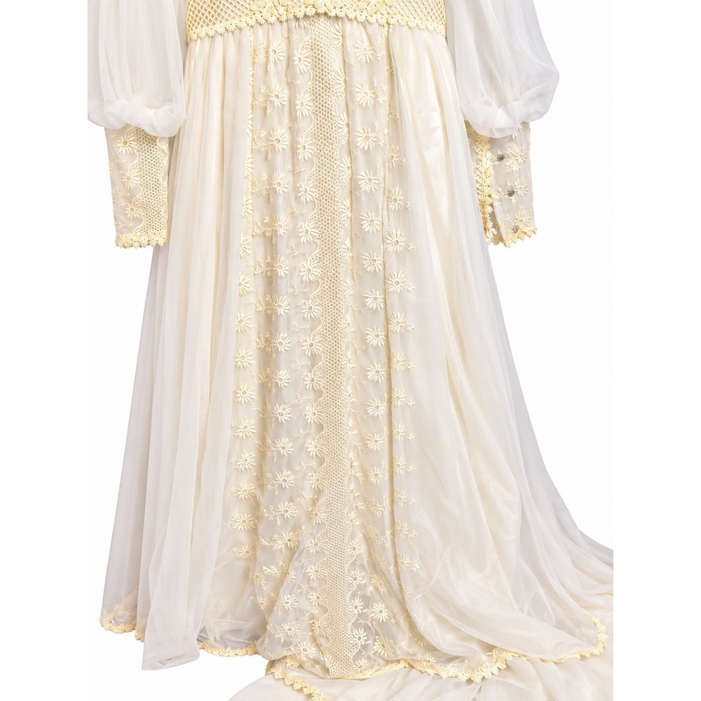 Vintage Handmade Ivory Lace Wedding Dress Bridal Gown 26" Waist 72" Train - Picture 7 of 14
